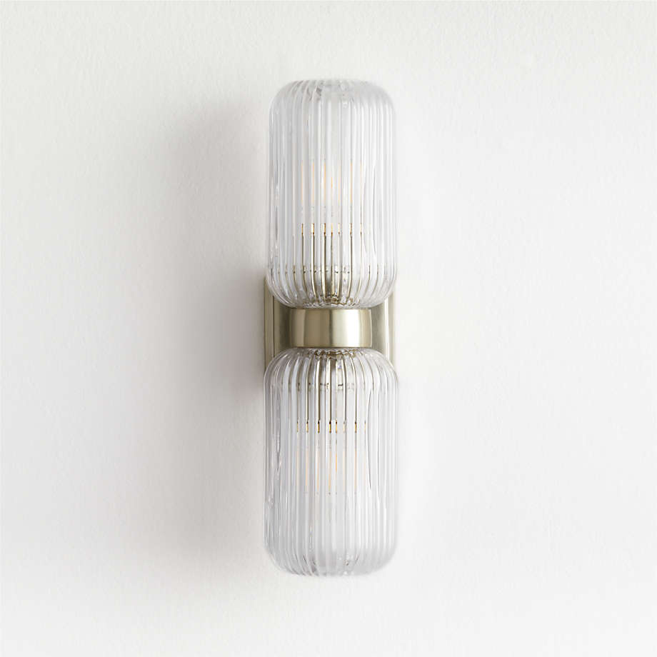 fluted light fixture, trendy lighting, fluted sconce, glass sconce, gold sconce, design trends